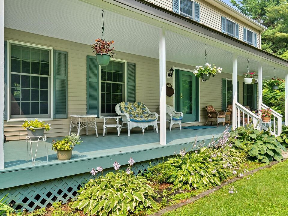 75 East St, Lee, MA 01238 Zillow