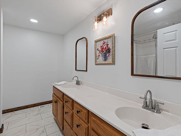 23rd image of 852 County Road 422