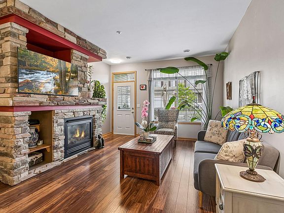 3rd image of 2562 49th St E #10503