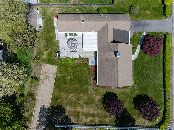 5th image of 111 Lewis Road