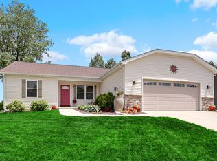 17305 Brookwood Dr, Lowell, IN 46356