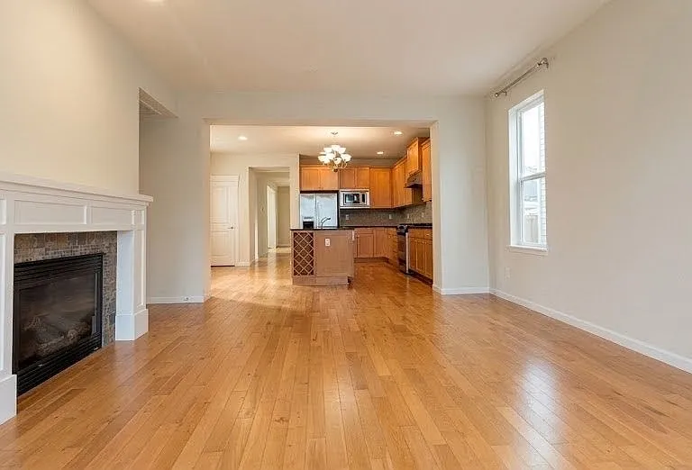 18200 NE 110th St — Photo 5