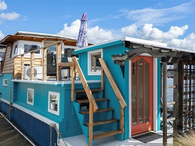 1080 W Ewing Place #E1, Seattle, WA, 98119