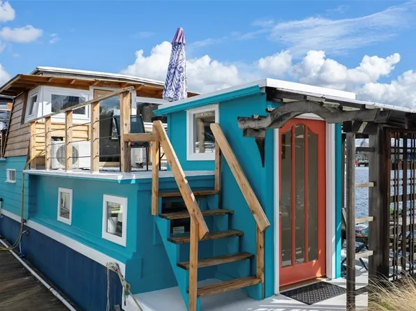 1080 W Ewing Place #E1, Seattle, WA 98119