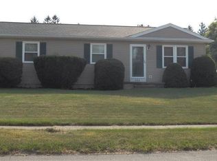 306 Woodcock Dr, Girard, PA