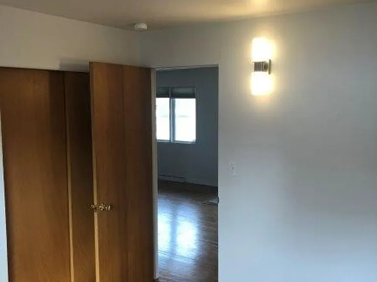 6330 N Elmhurst St — Photo 14