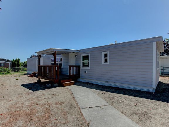 3rd image of 7901 W Clearwater Ave Unit 139