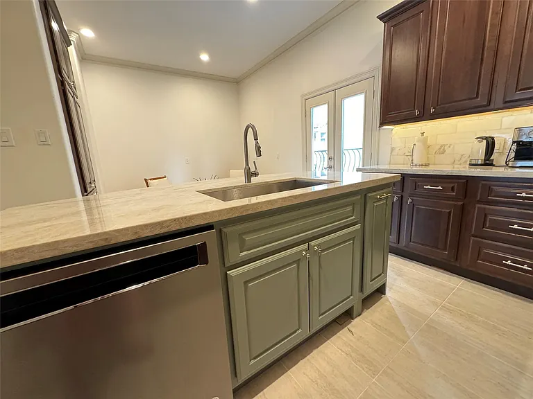 2540 Prospect St #G — Photo 14