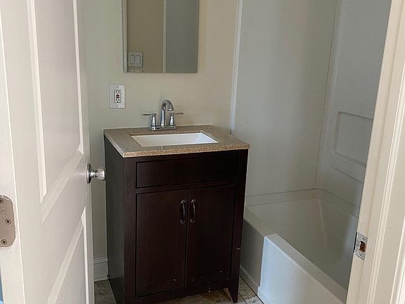 2nd image of 1800 Moore St #2F