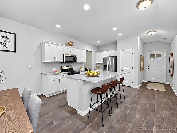 5th image of 14006 Macquarie Dr