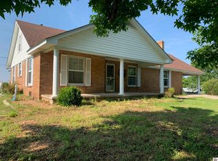 1763 Dogtown Rd, Benton, KY 42025