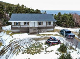 834 Main Rd, Pouch Cove, NL A0A3L0