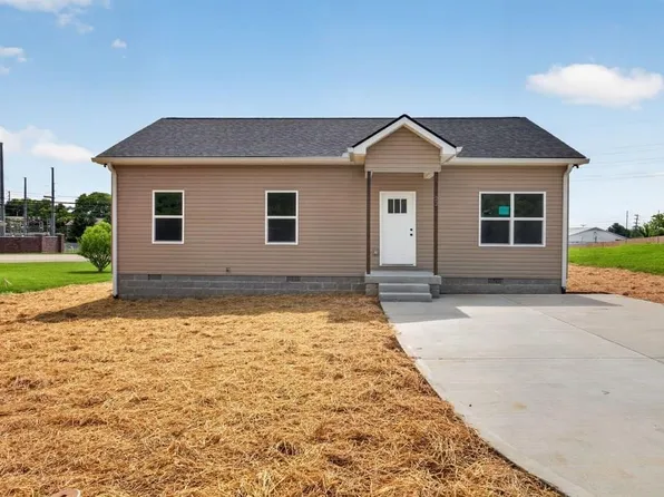 22 Garrett Ave, Cookeville, TN 38501