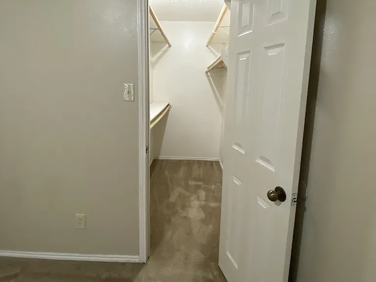 5520 Lewis Ct E — Photo 15