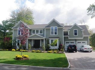 15 Leonard Dr, Old Tappan, NJ 07675