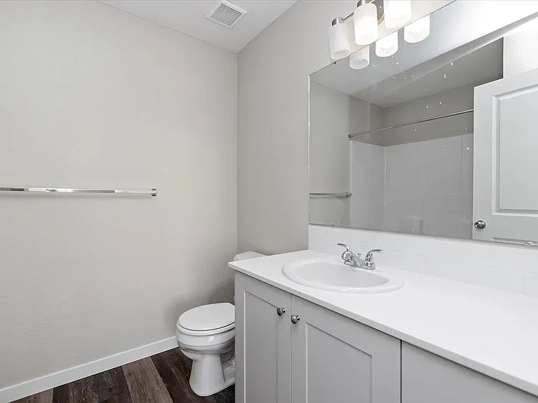 The Summit Apartments — Photo 131