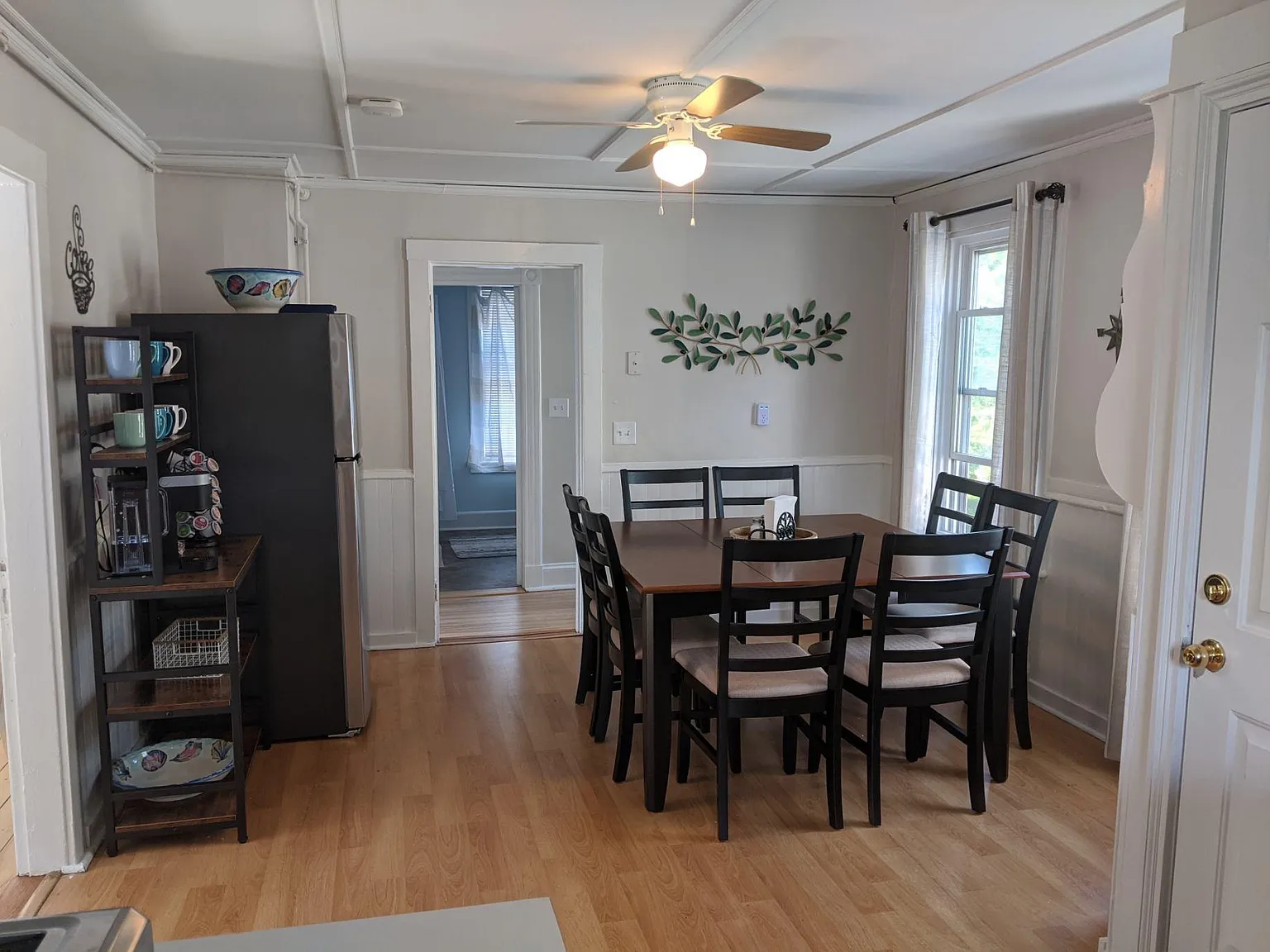 4 bed, 1700 sqft, $3,500 — Photo 2