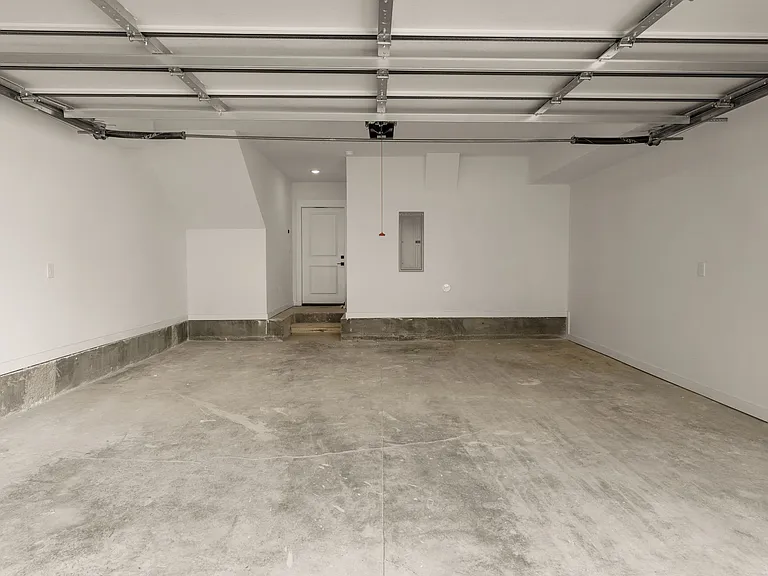915 Cheatham Pl — Photo 26