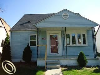 1st image of 2126 Thomas St