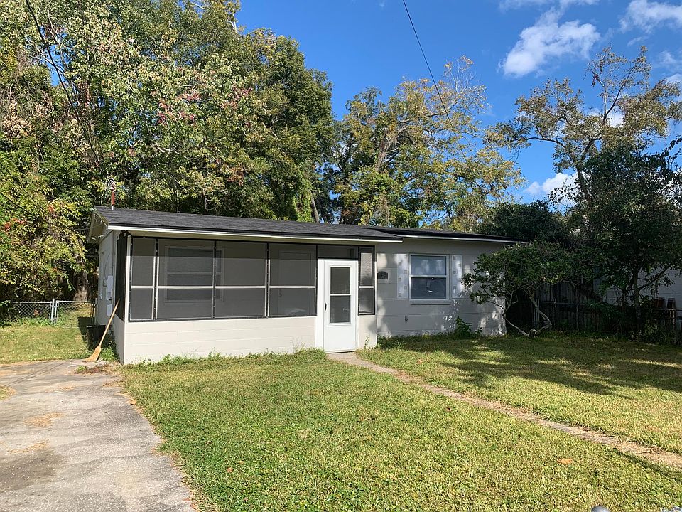 1st image of 3225 Dellwood Ave