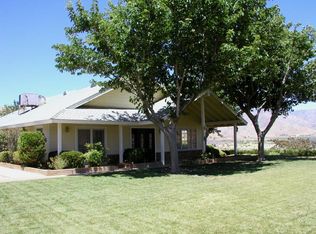 352 Cypress Ln, Wofford Heights, CA 93285