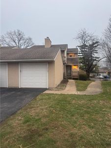 12757 W 109th St, Overland Park, KS, 66210