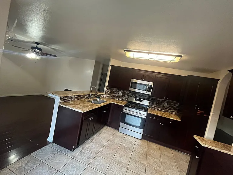 3809 Amur Maple Dr — Photo 13