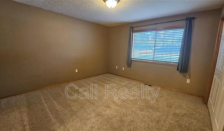 3127 E 18th Ave — Photo 13
