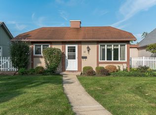 46 Garden Dr, Montgomery, IL