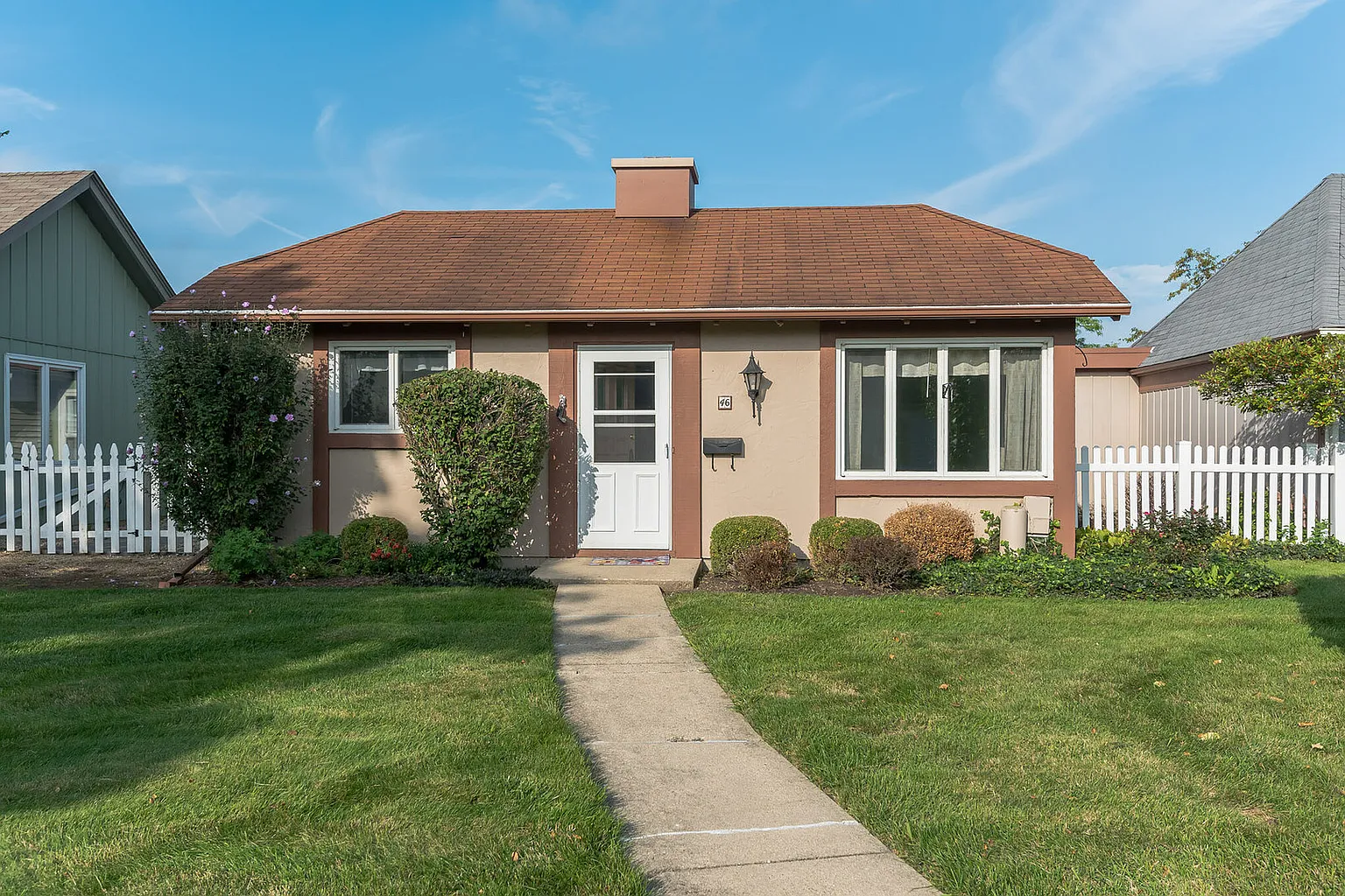 46 Garden Dr photo 1
