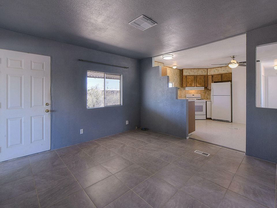 1st image of 4051 S Mark Ave