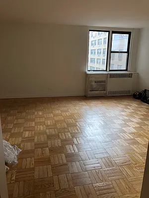 Rented by Real Estate Investors Group LLC | media 8