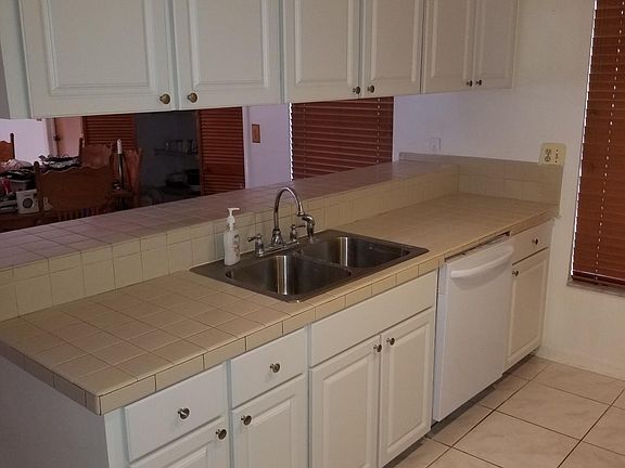 3rd image of 3836 Lake Joyce Dr