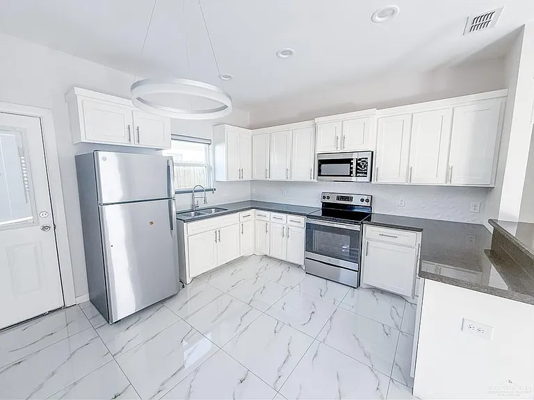 5700 Puffin Ave #2 — Photo 4