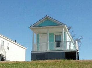 178 Willis Lake Dr, Jacksonville, NC 28546
