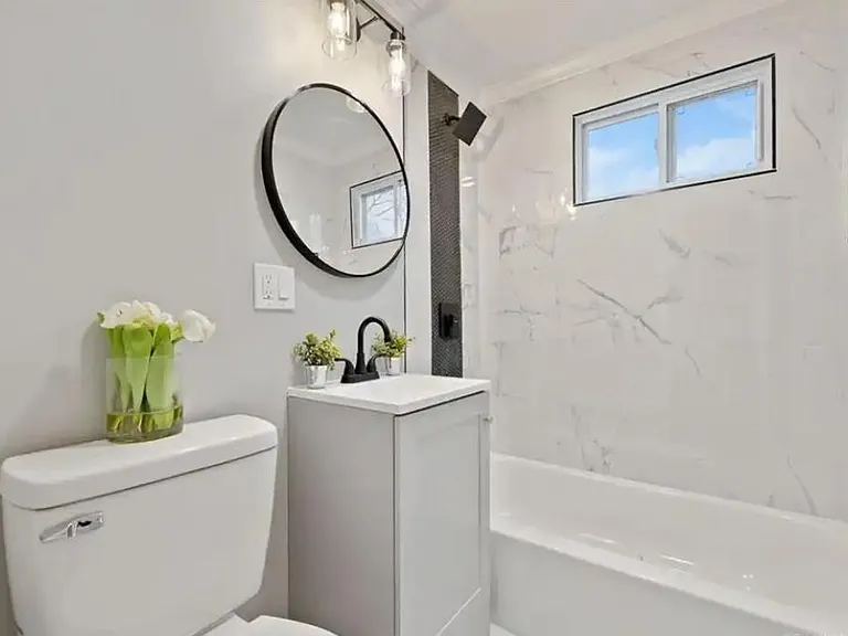 212 Greene St — Photo 6