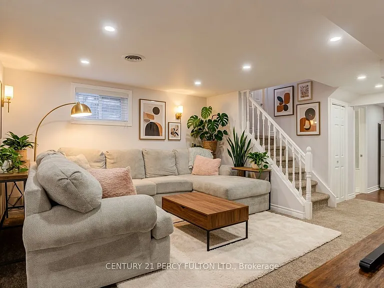 144 Taylor Ave #BASEMENT — Photo 8