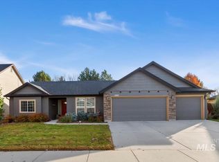 496 N Carswell Way, Star, ID 83669