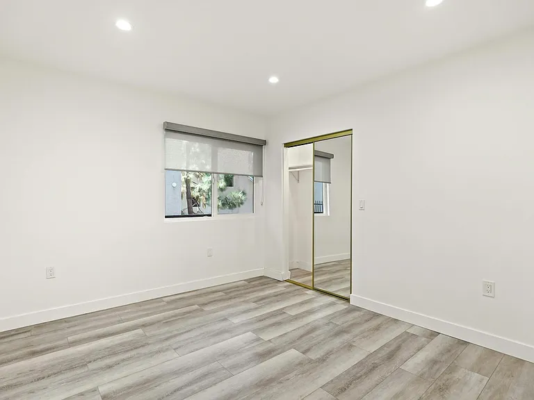 410 Lucas Ave #C — Photo 28
