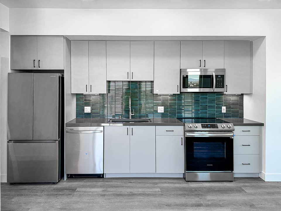 1st image of 4558 30th St #320