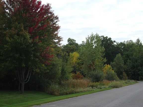 3rd image of 5390 Garden Hills Dr