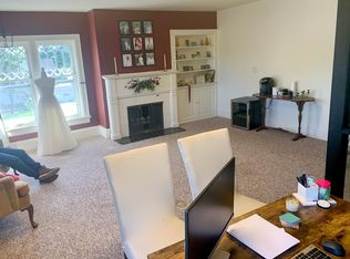 201 8th Ave #13, Baraboo, WI 53913