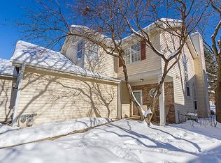 1120 Regency Dr, Schaumburg, IL 60193