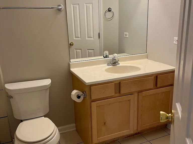 1303 Wyndham Dr — Photo 12
