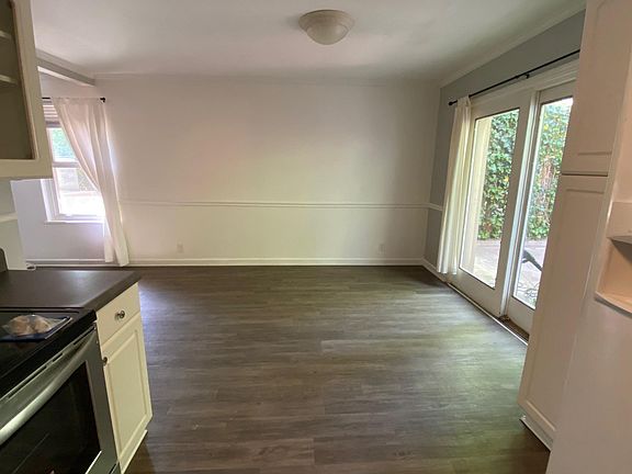 Dining area attached to kitchen