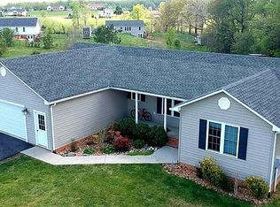 211 Cow Way Ln, Concord, VA 24538