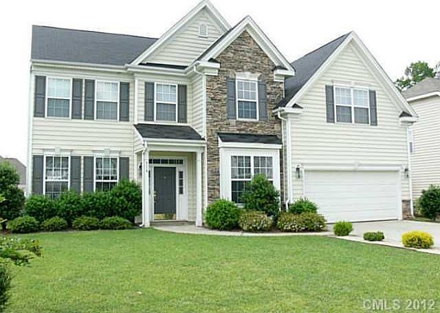 1st image of 814 Pinkney Pl