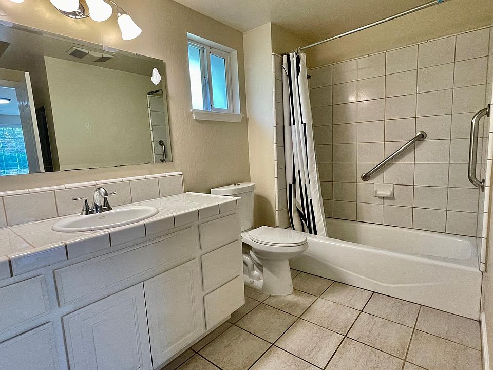 1st image of 10217A S Tantau Ave
