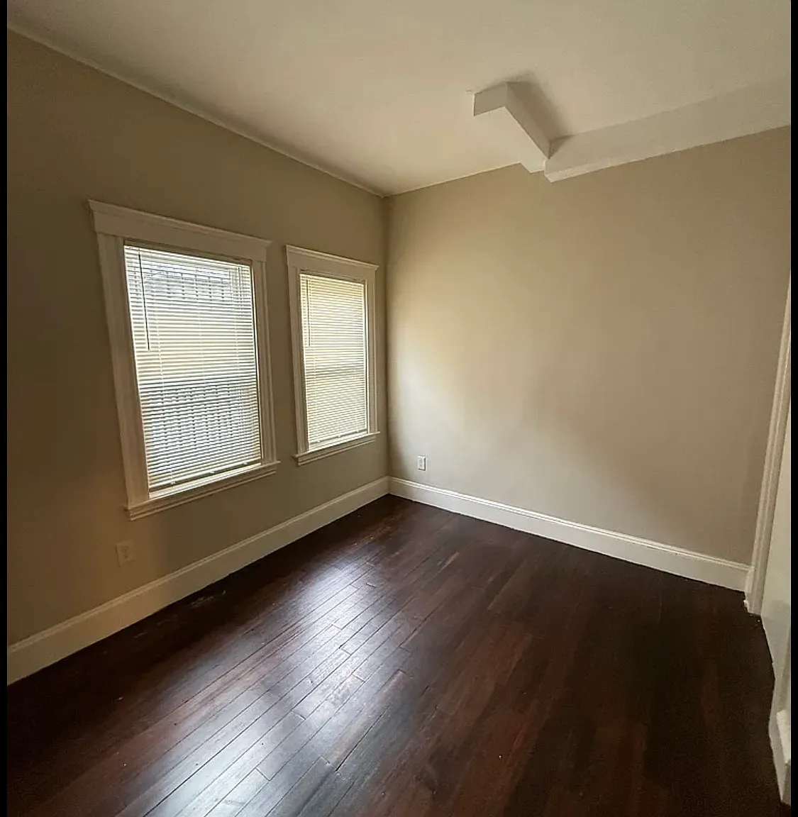 3 bed, 5092 sqft, $3,450 — Photo 3