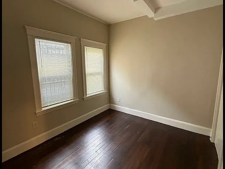 27 Curve St #1 — Photo 3